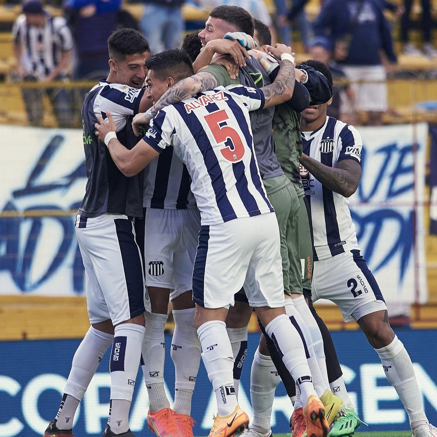 Árbitros confirmados para los partidos que se le vienen a Talleres | Canal Showsport