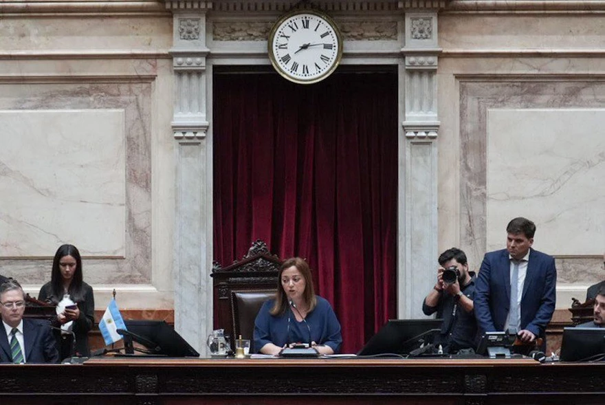 Avanza en Diputados un proyecto que impulsa Cecilia Moreau para crear un Registro Nacional de Deudores Alimentarios