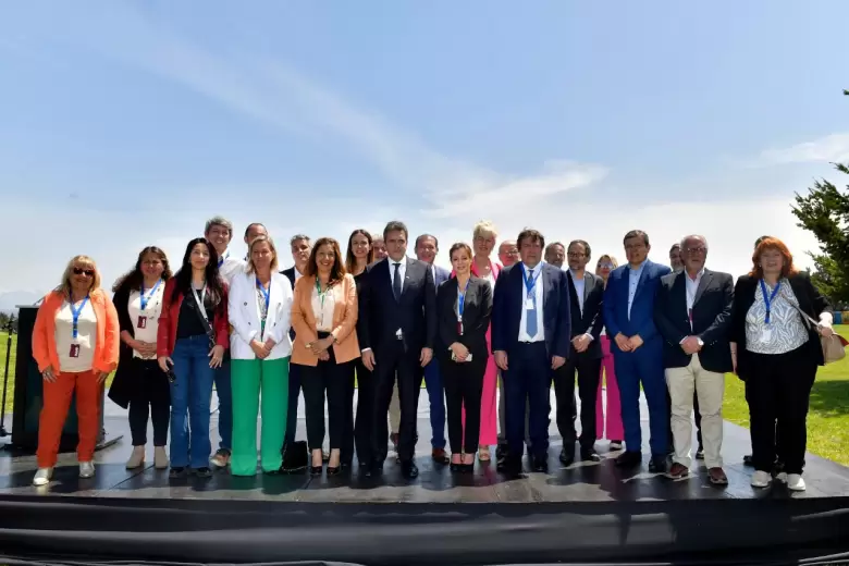 CONCEPTOS DE SERGIO MASSA EN EL LANZAMIENTO DE LA OBRA DE LA LÍNEA ELÉCTRICA ALIPIBA II, EN BARILOCHE