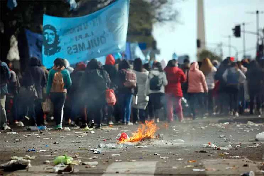 Piden la suspensión y el reempadronamiento de los planes sociales otorgados irregularmente