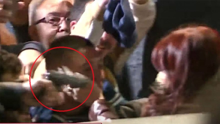 Desde el atentado contra CFK, el kirchnerismo sostiene la tesis de que sólo un sobreseimiento será garantía de la paz social en el país
