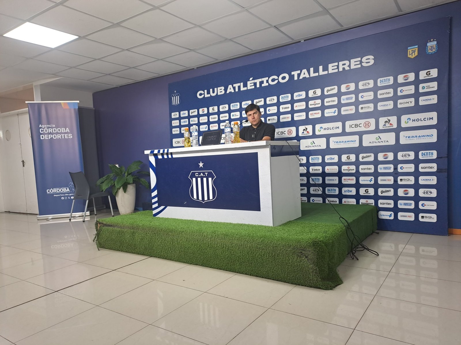 "Cacique" Medina: "Fuimos un equipo nervioso y no encontramos los caminos" | Canal Showsport