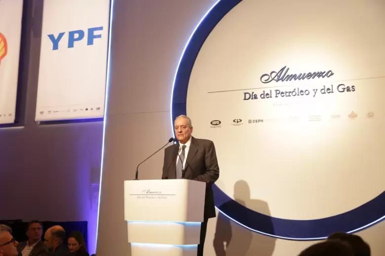 López Anadón admitió que "Vaca Muerta puede llegar a una perforación constante de unos 1000 pozos por año"