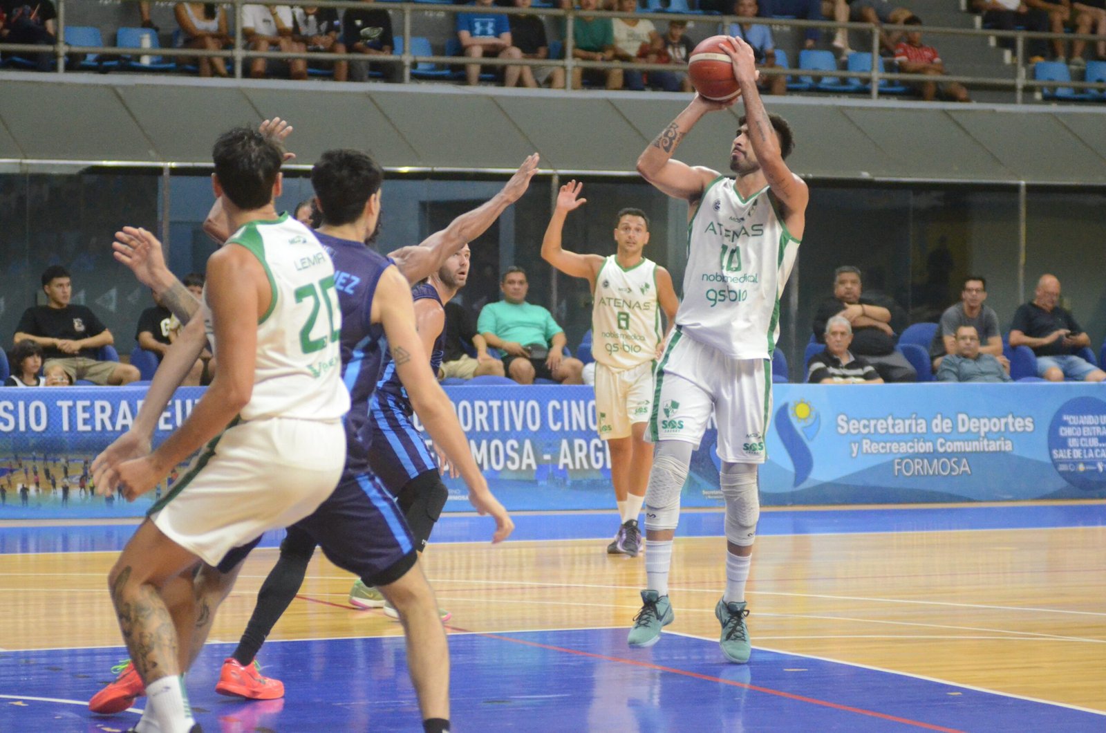 Arrancó el 2025 de Atenas: venció a La Unión 77-81 | Canal Showsport