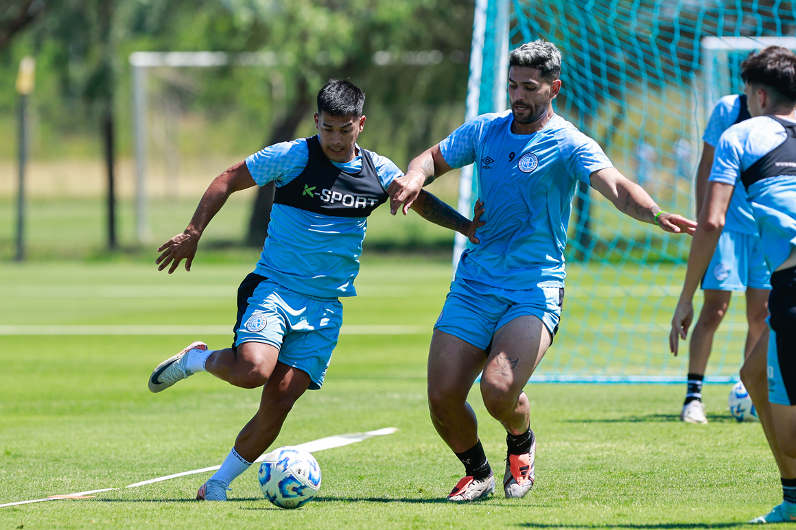 El plantel de Belgrano viaja a Buenos Aires para continuar con la pretemporada: el calendario completo | Canal Showsport