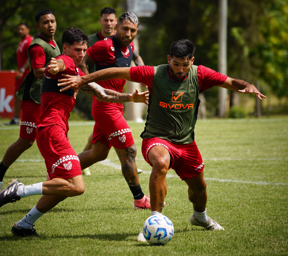 Instituto se mide con Defensor Sporting por la Serie Río de La Plata: hora y por donde verlo | Canal Showsport