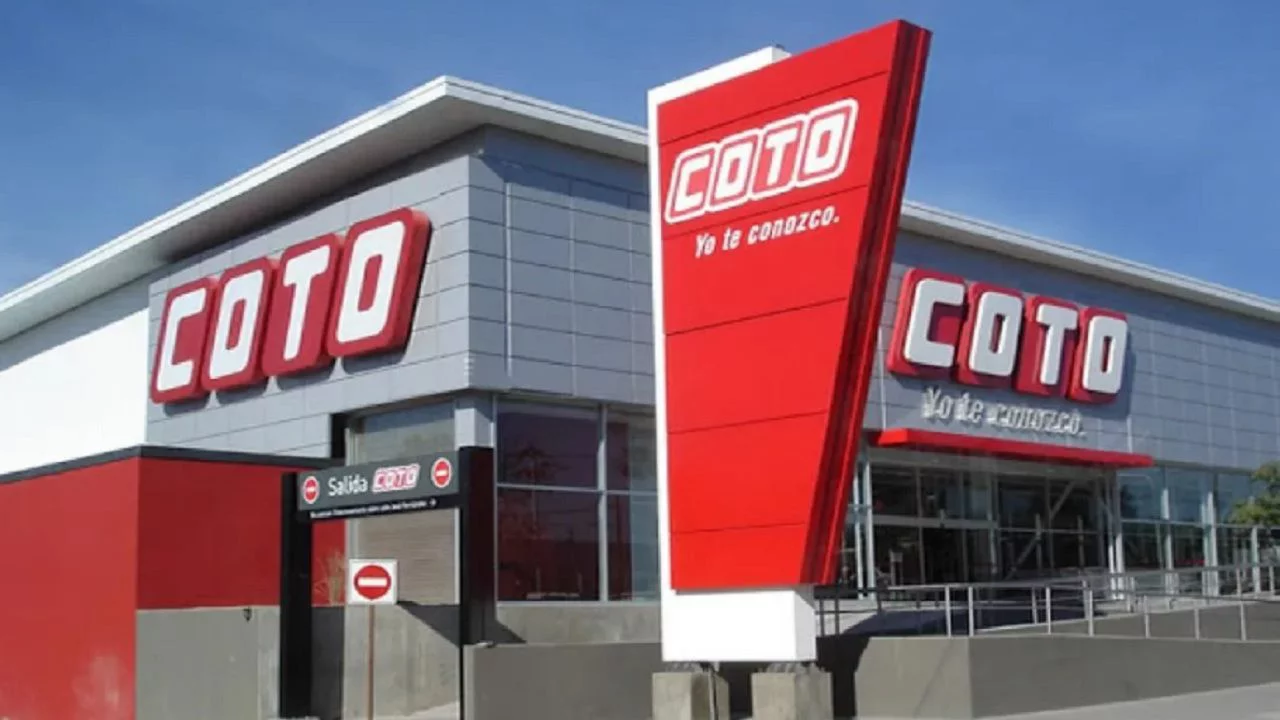 De cuánto es la multa que le aplicó Axel Kicillof al supermercado más grande de Argentina