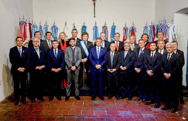 Javier Milei logró poner de rodillas a los gobernadores