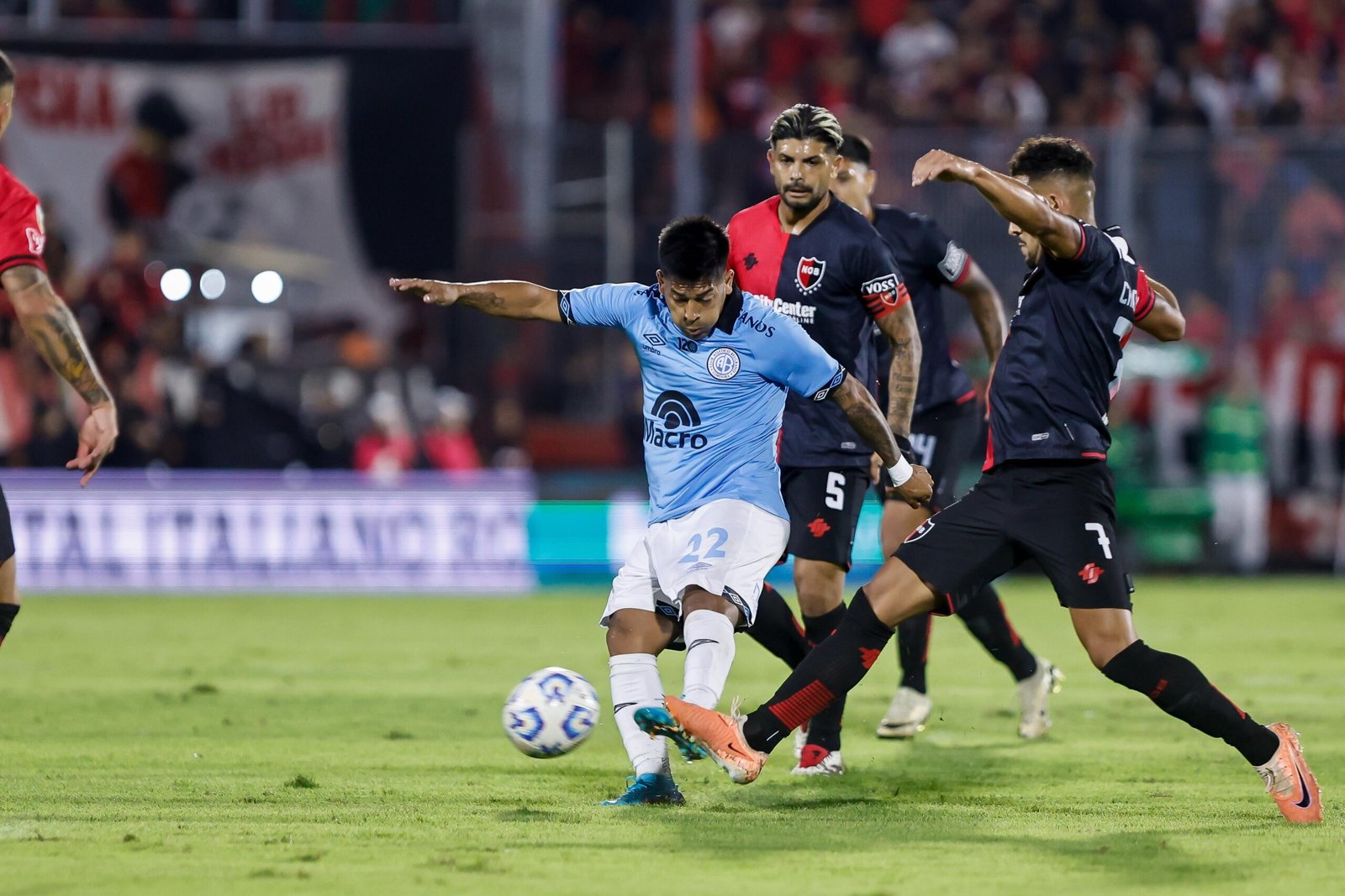 No gana de visitante: Belgrano igualó 0-0 con Newell´s en el Marcelo Bielsa | Canal Showsport