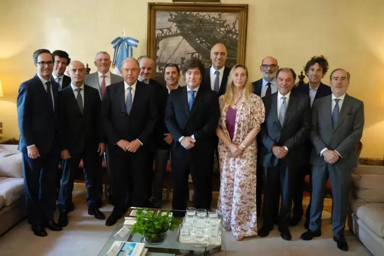 Milei, su hermana, el canciller Werthein y los empresarios.