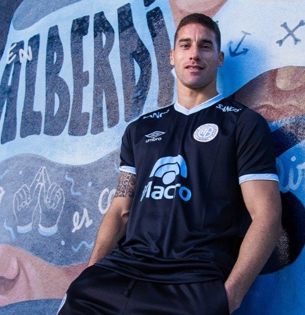 Con el foco puesto en la solidez defensiva, Belgrano presentó a sus cinco refuerzos para el Clausura | Canal Showsport