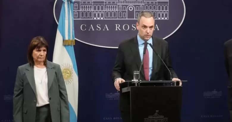 Bullrich y Adorni