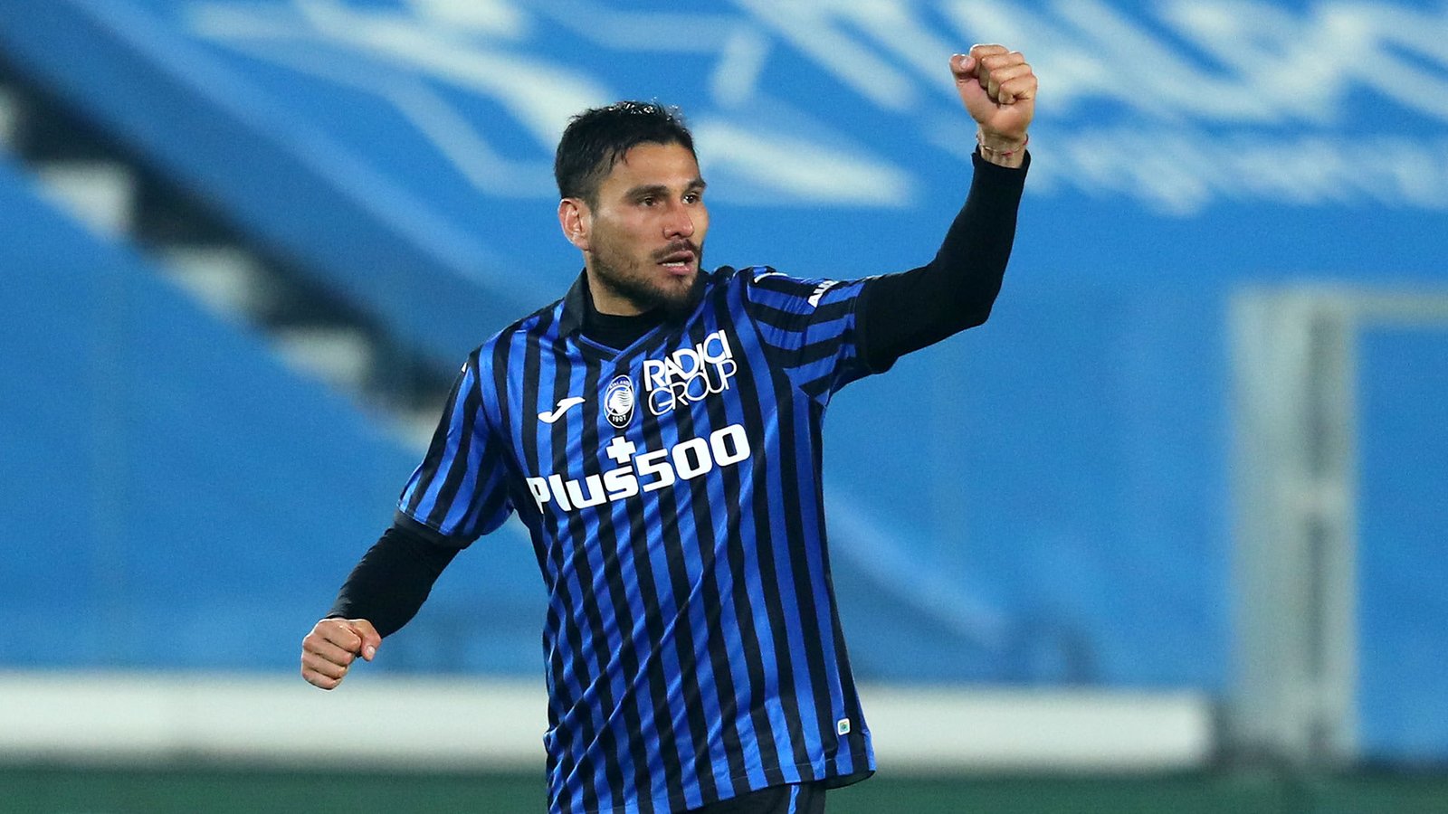 Llegó jerarquía a la defensa: Talleres presentó a su primer refuerzo | Canal Showsport