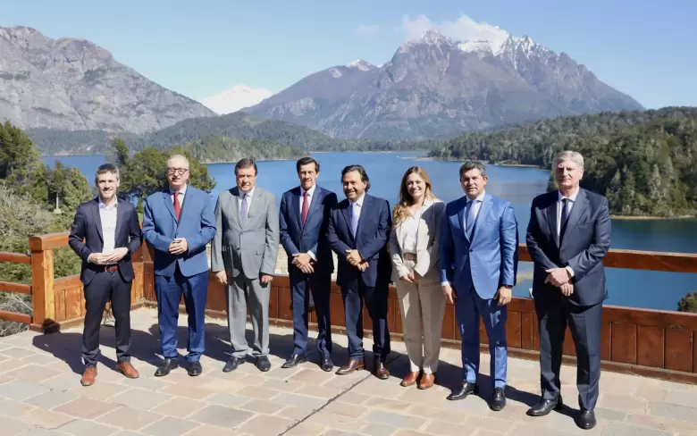 Gobernadores foro CFI