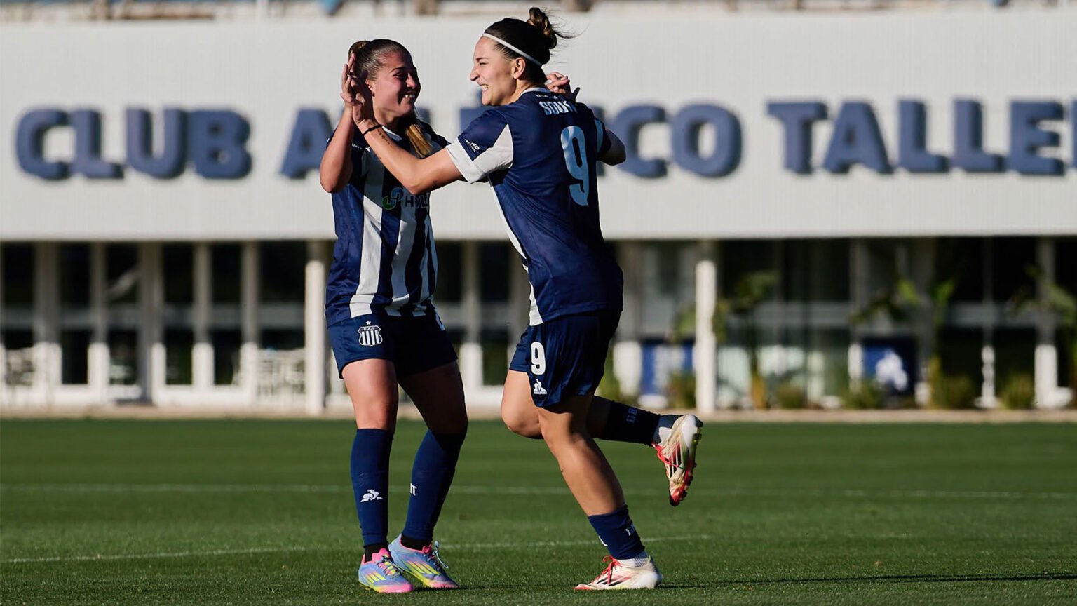 Las Matadoras se presentan en La Boutique con el objetivo de terminar en la punta | Canal Showsport