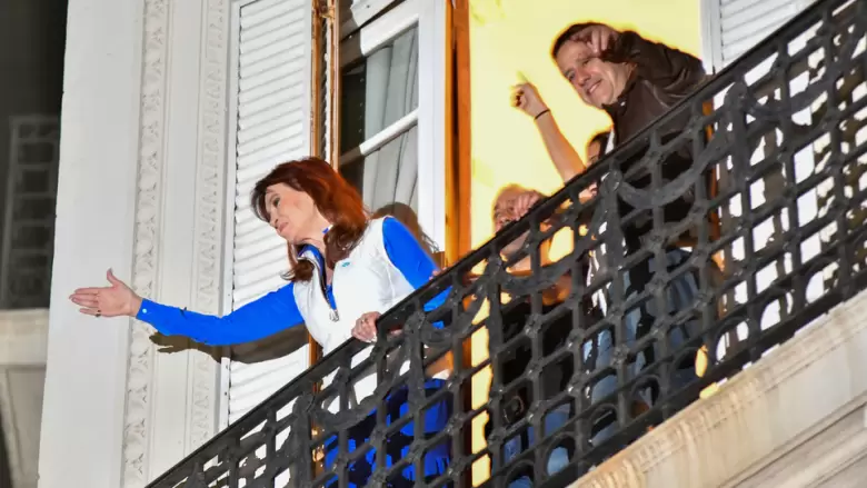 Cristina bailó en el balcón tras la derrota