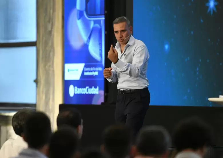 El impactante evento del Banco Ciudad que reunió a Guillermo Oliveto y Pasty Lauria