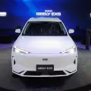 Geely reclama una "revisión" del cupo para poder importar modelos electrificados