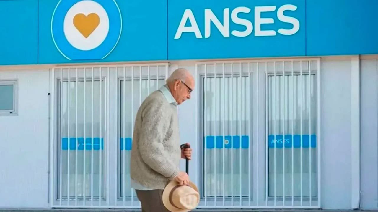Las jubilaciones suben, pero el bono sigue congelado.