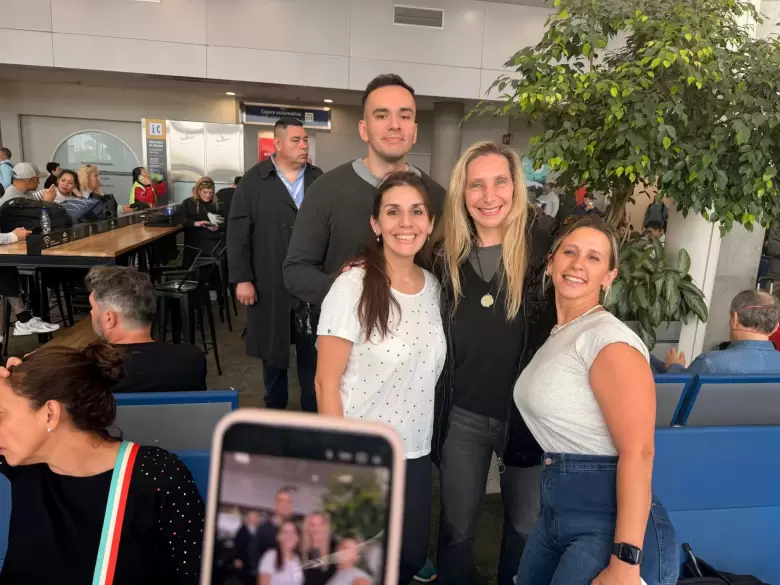 "El Jefe", en Aeroparque, antes de embarcar.