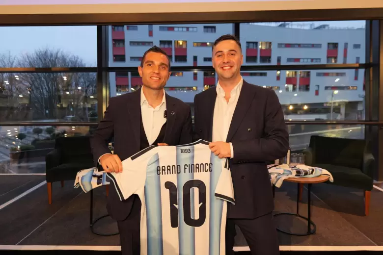 LA AFA PRESENTÓ EN LONDRES SU TRANSFORMACIÓN EN MARCA GLOBAL Y CONSOLIDÓ SU PROYECCIÓN INTERNACIONAL