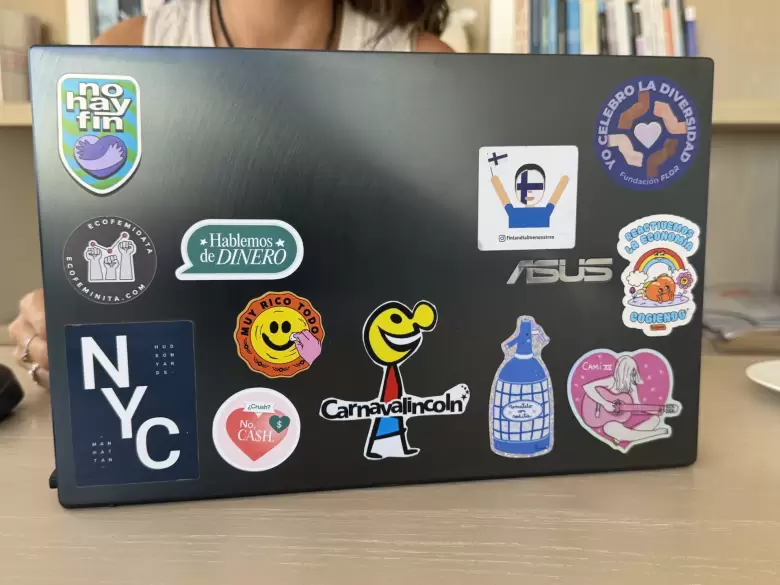 lara goyburu computadora