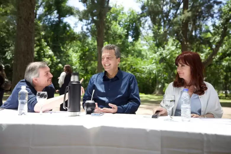 Máximo Kirchner, Sergio Massa, Cristina Fernández y Axel Kicillof
