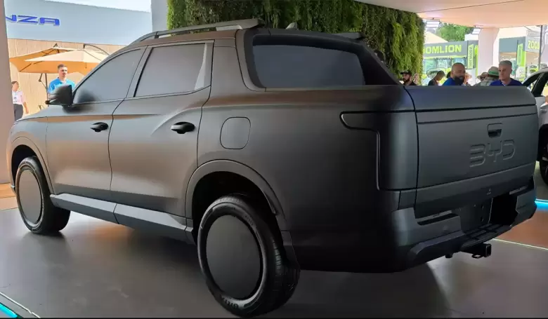 Se llamará Mako (tiburón en maorí) y será fabricada en Brasil.