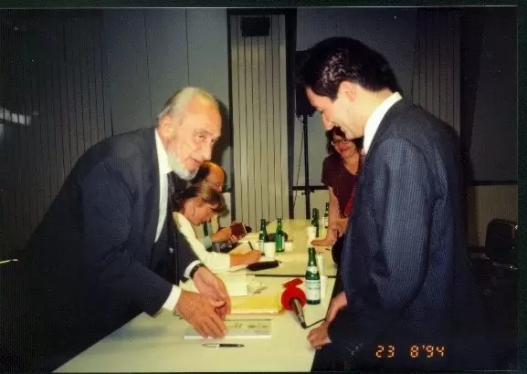 Miguel De Luca con Giovanni Sartori, en el Congreso Mundial de IPSA, Berlín, 1994.