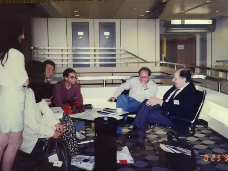 Miguel De Luca con Juan Linz, Luis Aznar y Esteban Lo Presti, en Congreso Mundial IPSA, Berlín, 1994