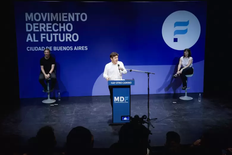 Axel Kicillof, Augusto Costa y Benerice Iañez en el lanzamiento del MDF en la Ciudad