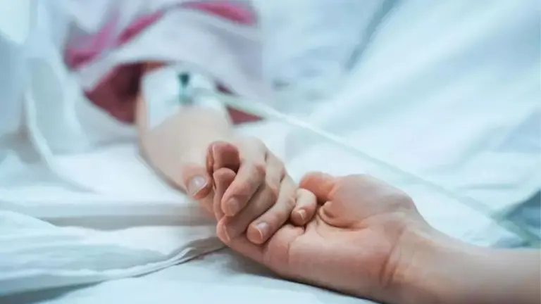 Eutanasia: presentan un proyecto para legalizar la "muerte voluntaria asistida" en Argentina