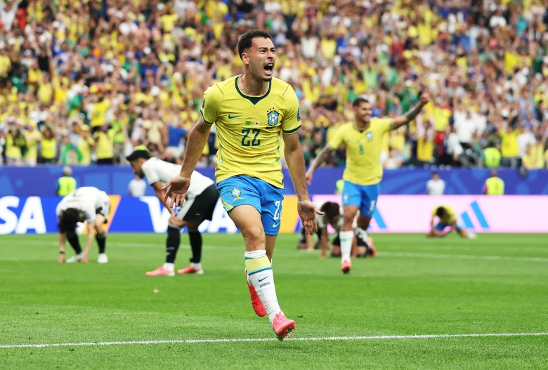 Selección de Brasil - g