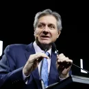 Caputo prepara un colchón de dólares para 2027: cuánto comprará el Banco Central antes de las elecciones