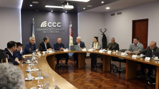 Fernando Sibila en la Cámara de Comercio de Córdoba