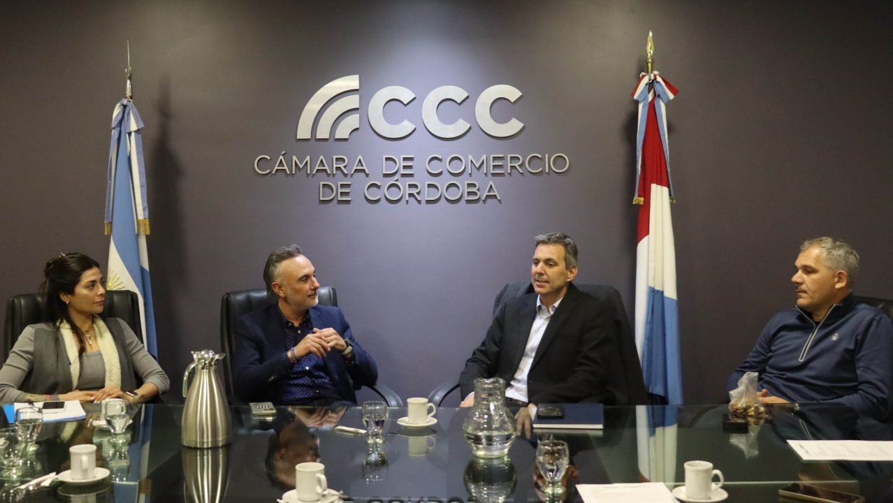 Fernando Sibila en la Cámara de Comercio de Córdoba