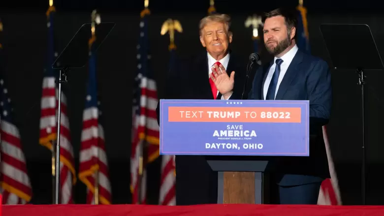 trump vance - e