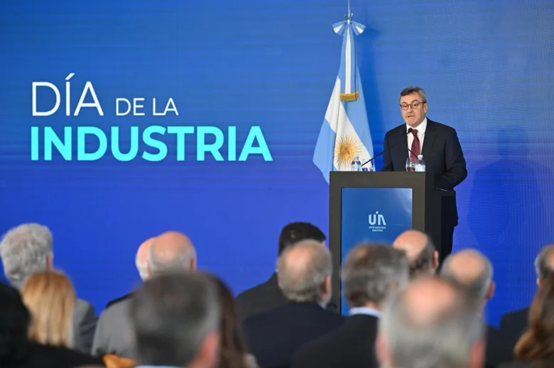 Día de la Industria sin Milei: la UIA pidió "un puente" y reveló que se perdieron 90.000 empleos - UIA